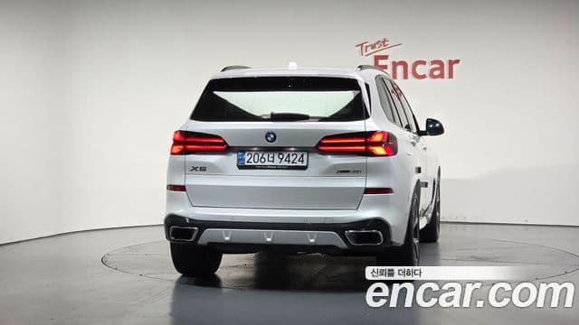 BMW X5 xDrive 40i M Sport - photo 4