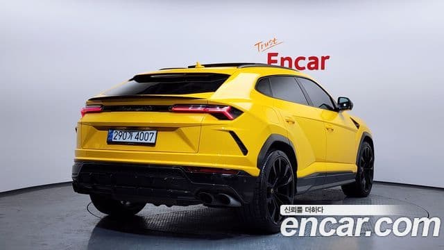 Lamborghini Urus 4.0 V8 - photo 2