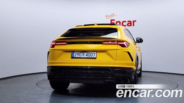 Lamborghini Urus 4.0 V8 - photo 4