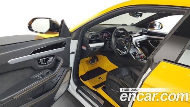 Lamborghini Urus 4.0 V8 - миниатюра 10