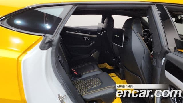 Lamborghini Urus 4.0 V8 - миниатюра 16