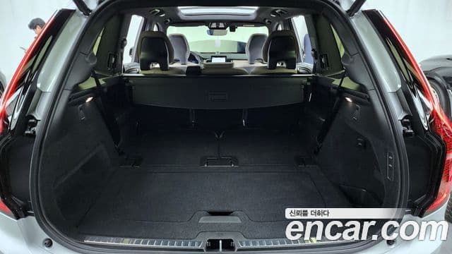 Volvo XC90 T8 Ultra Dark Hybrid - миниатюра 20