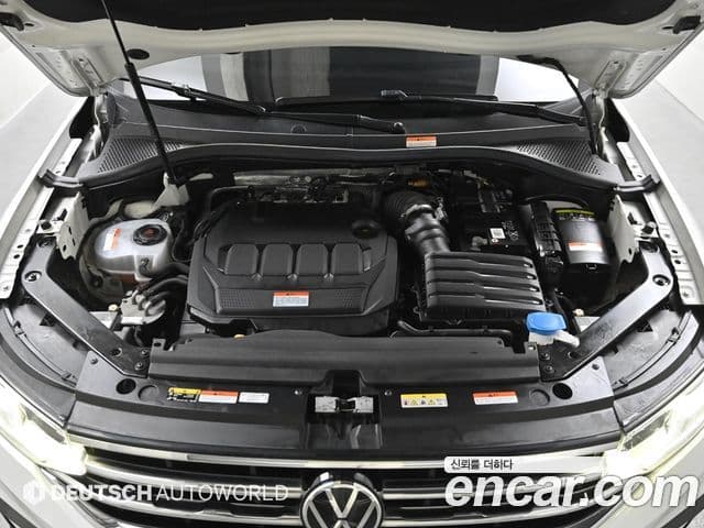 Volkswagen Tiguan 2.0 TDI Premium - миниатюра 6