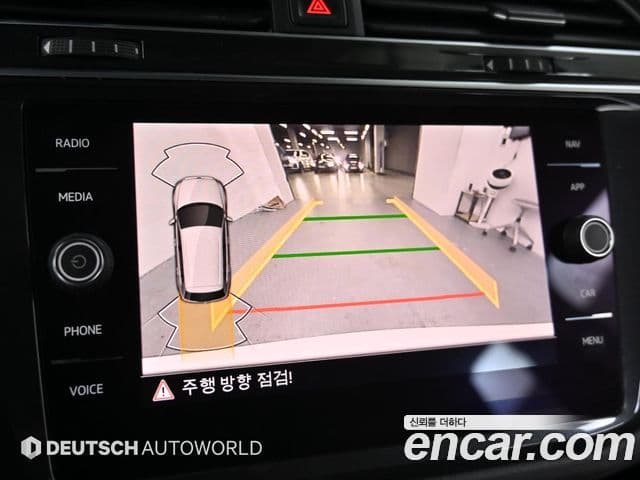 Volkswagen Tiguan 2.0 TDI Premium - миниатюра 19