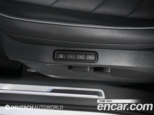 Volkswagen Tiguan 2.0 TDI Premium - миниатюра 20